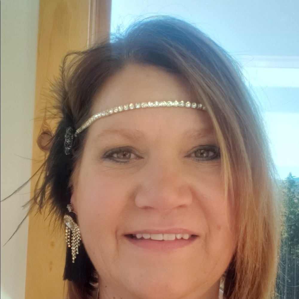 Meet your Posher, Denise